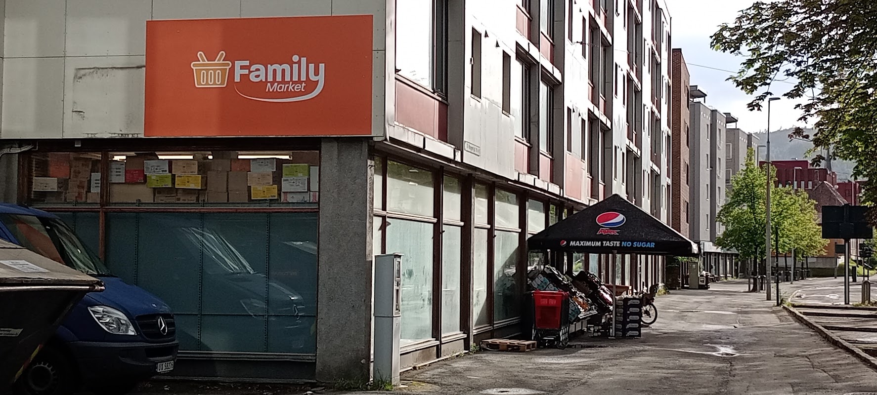 Family Market
