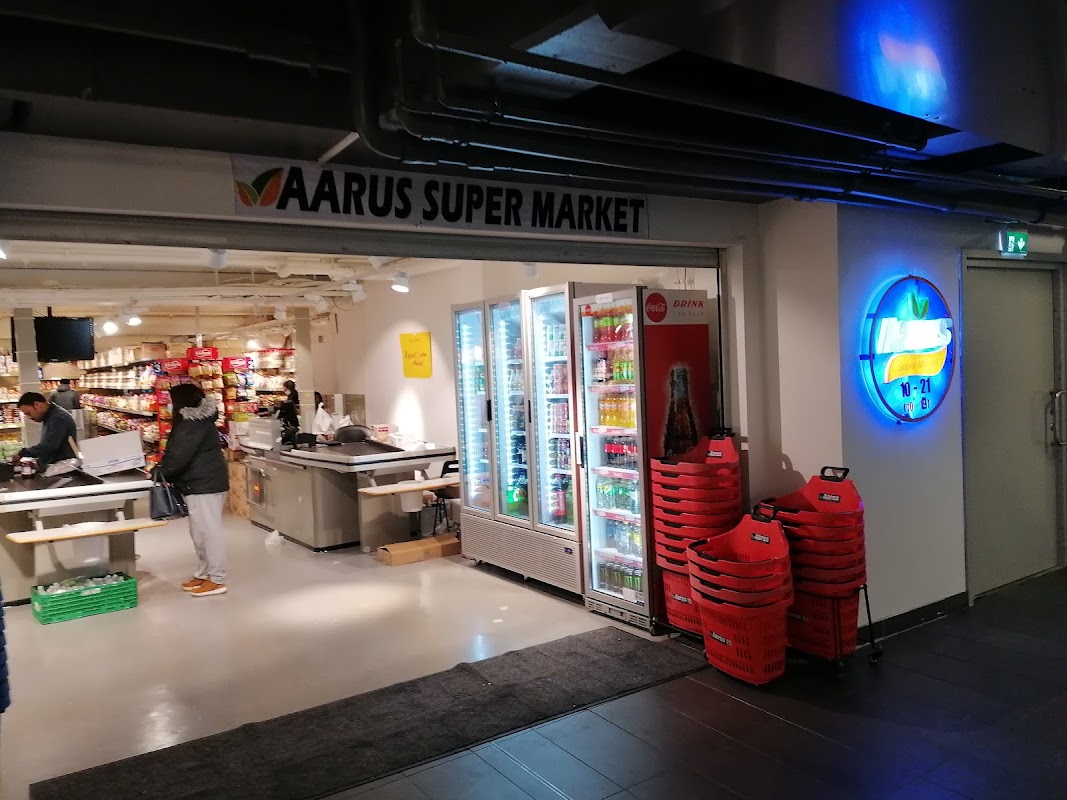 AARUS DAGLIGVARE